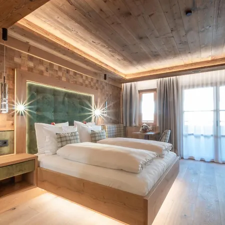 Hotel Natur-wohlfühlhotel Brunner Hof 4*