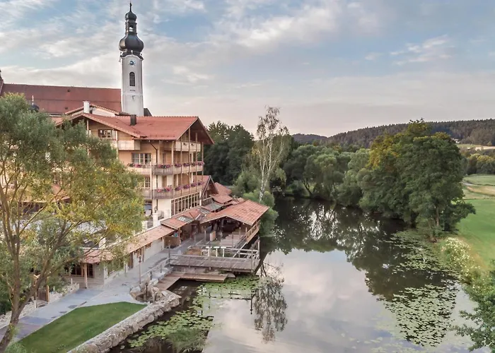 Natur- & Wellnesshotel Brunner Hof 4*